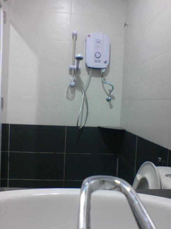 Hotel Alam Indi Johor Bahru Szoba fotó