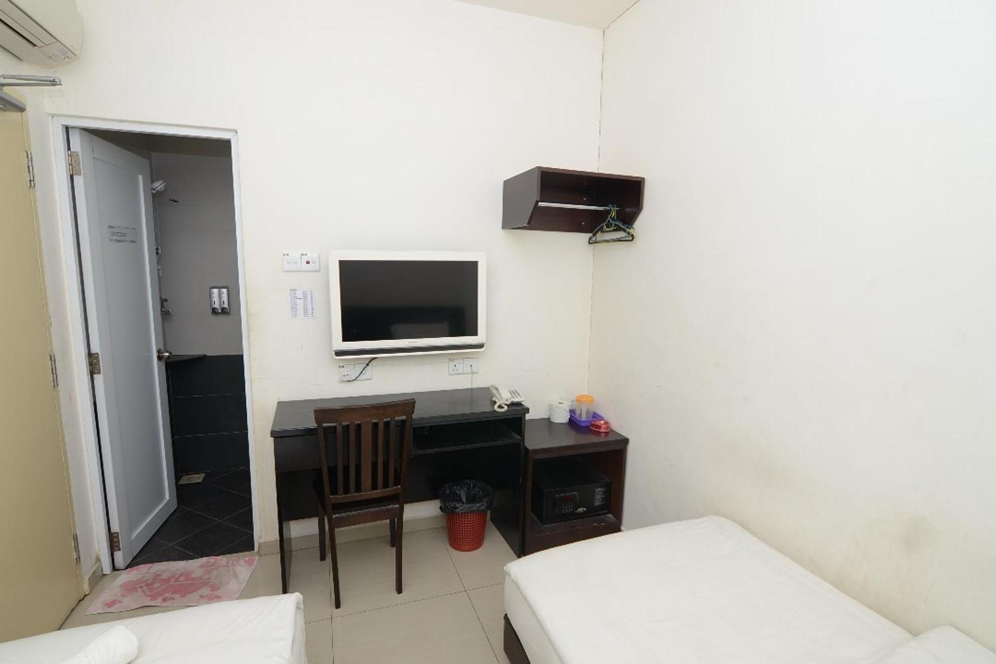 Hotel Alam Indi Johor Bahru Kültér fotó