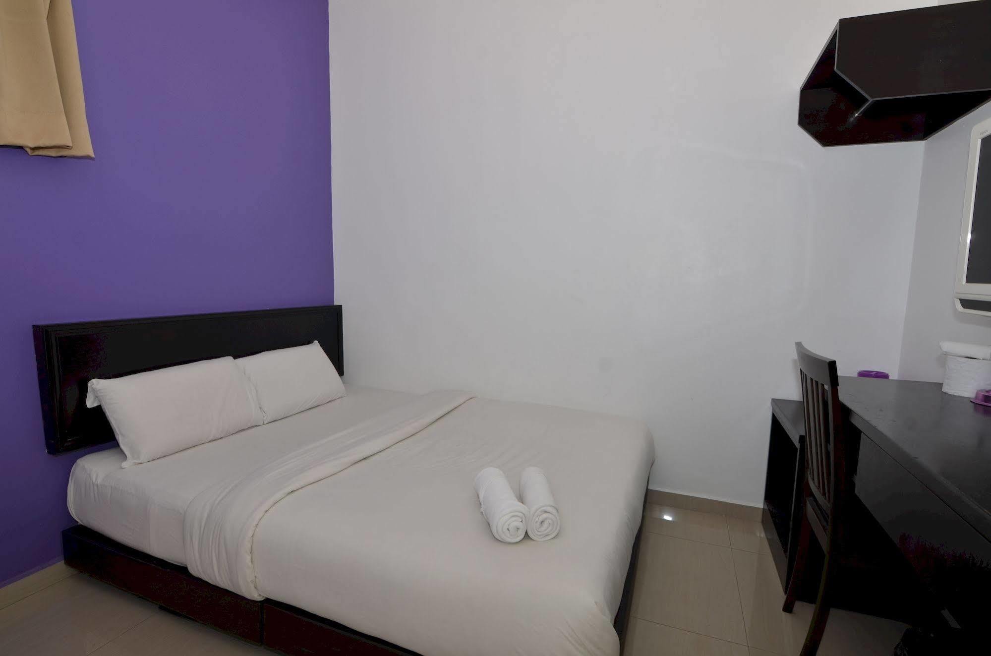Hotel Alam Indi Johor Bahru Kültér fotó